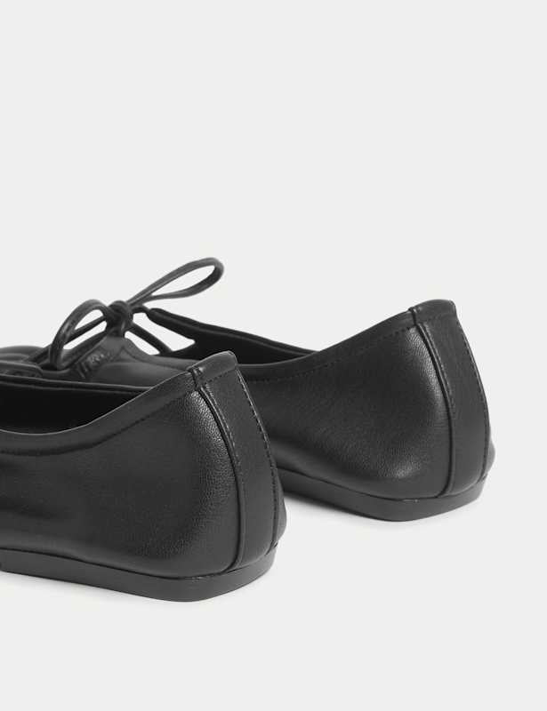 Bow Flat Ballet Pumps