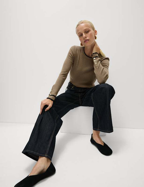 Ribbed Tipped Detail Crew Neck Jumper