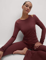 Rib Cold Shoulder Fitted Yoga Top