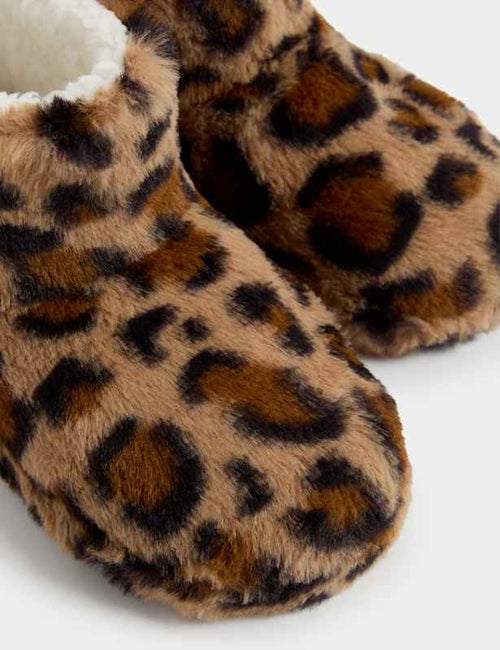 Kids' Leopard Print Slipper Boots (4 Small - 6 Large)