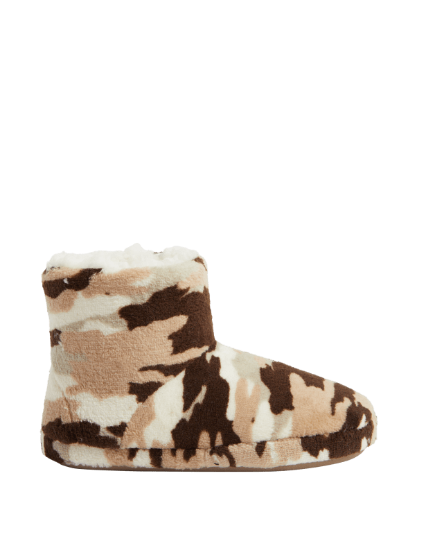 Kids' Camo Print Slipper Boots (4 Small - 7 Large)