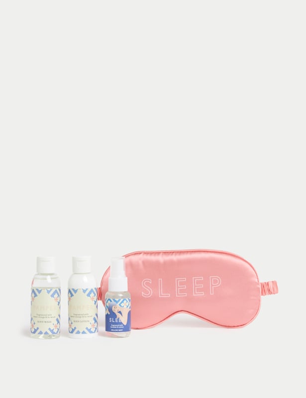 Weekend of Pampering Wash Bag