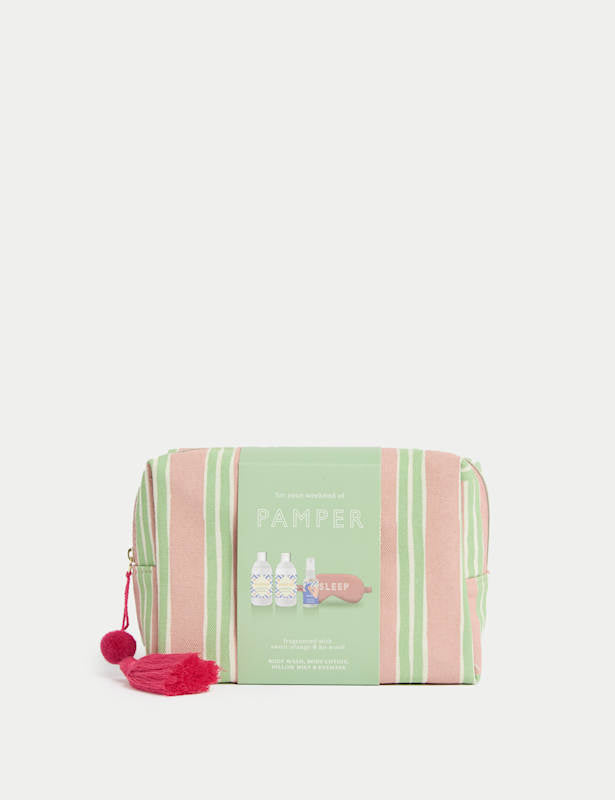 Weekend of Pampering Wash Bag