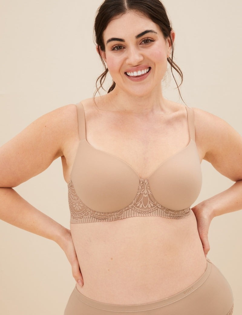 M&S DD+ SUPERLIGHT SOFT CUP SMOOTHING BACK UNDERWIRED FULL CUP T-SHIRT BRA  34G